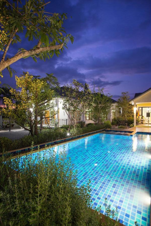 Baan Phurit Khaoyai Hotel Pakchong Bagian luar foto