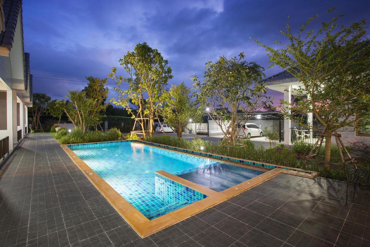 Baan Phurit Khaoyai Hotel Pakchong Bagian luar foto