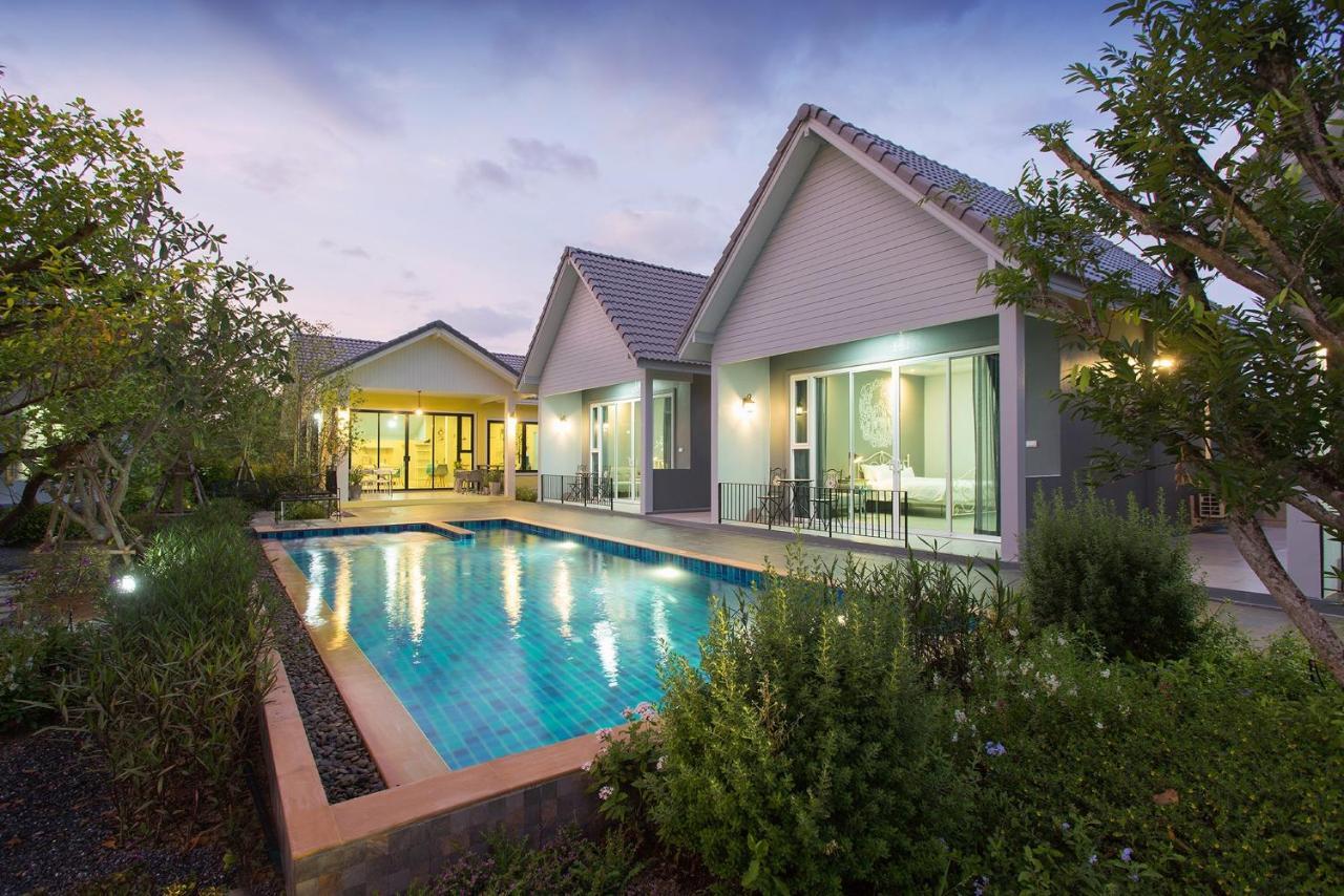 Baan Phurit Khaoyai Hotel Pakchong Bagian luar foto